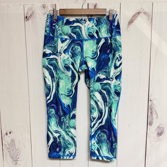 Patagonia Women’s Centered Crops Medium Blue Green Marble EUC - Picture 2 of 12